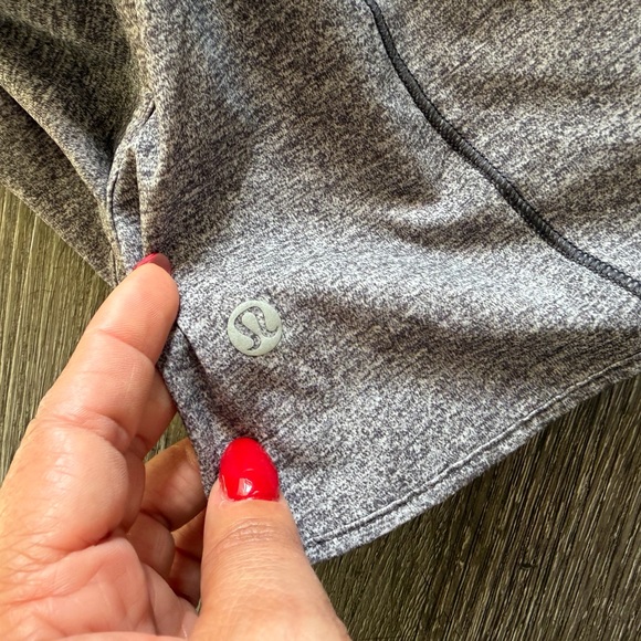 lululemon athletica Heathered Gray Women's Athletic Shorts - Picture 7 of 7